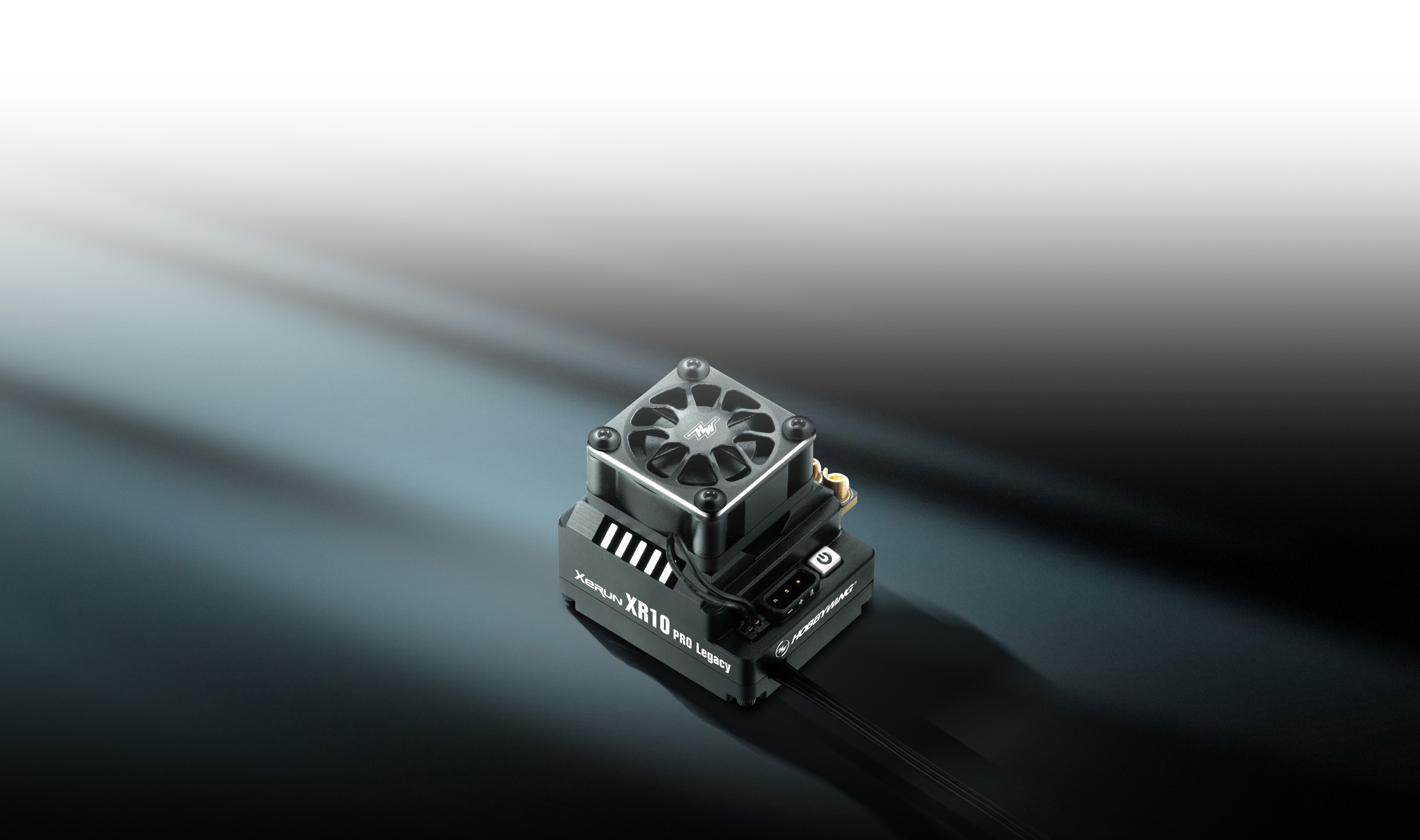 赛场新利器XeRun XR10 PRO Legacy重磅上线